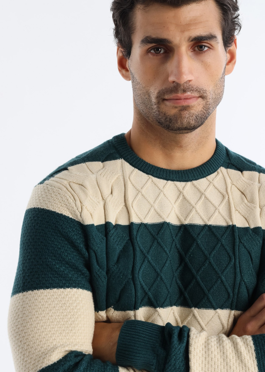 Pull à rayures tricot torsadé col ras du cou