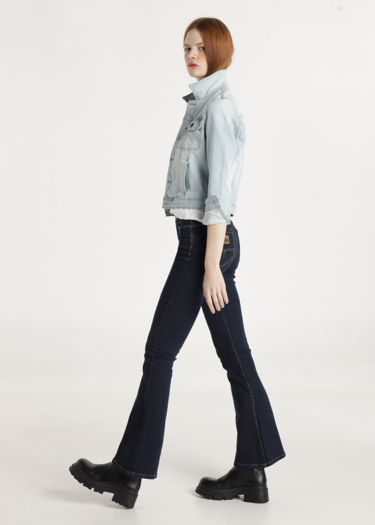 Jean délavé vintage Coupe push-up évasée Taille extra basse | Jeans