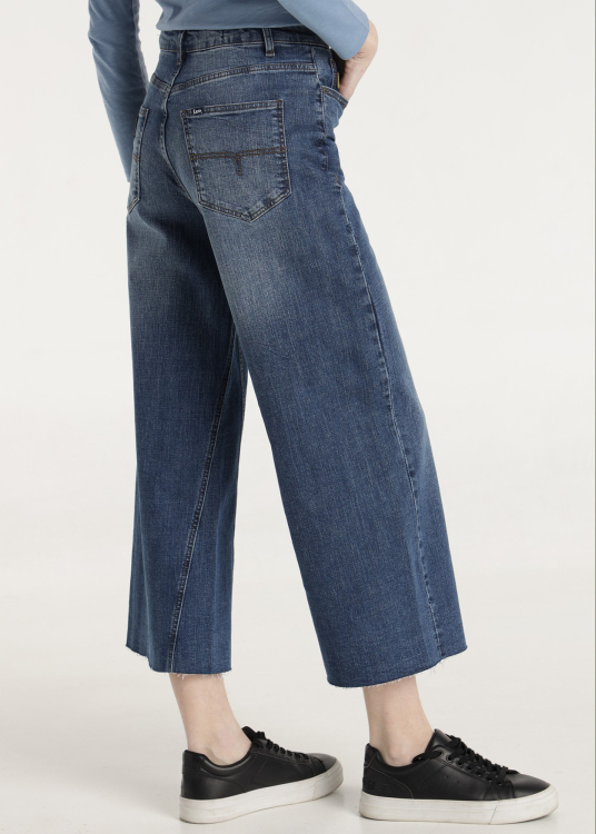 Jean délavé Cross Weave Stone Coupe droite et ample court Taille Moyenne | Bleu