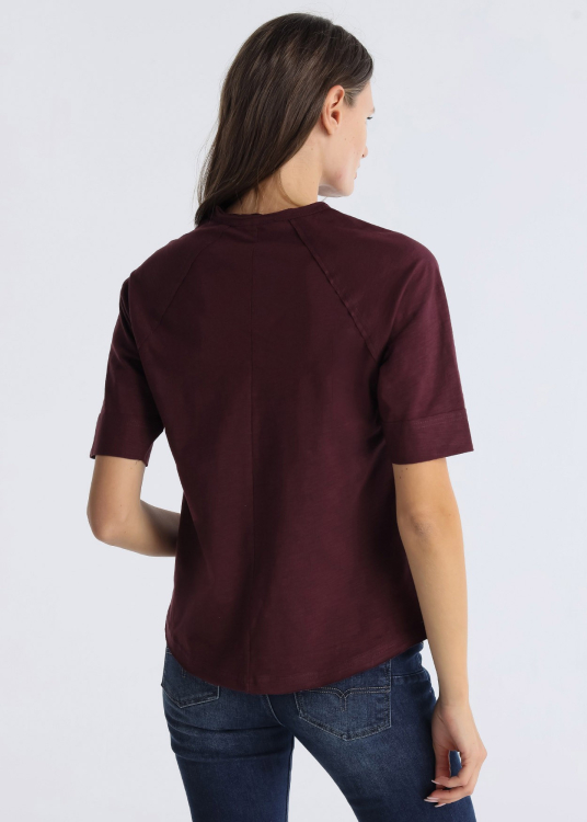 T-shirt manches raglan avec graphique imprimé et brodé | Grenat