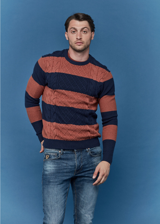 Pull à rayures tricot torsadé col ras du cou | Brun