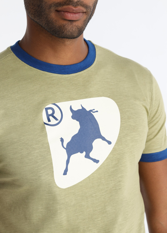 T-shirt manches courtes et col rond avec graphique taureau contrasté | Vert