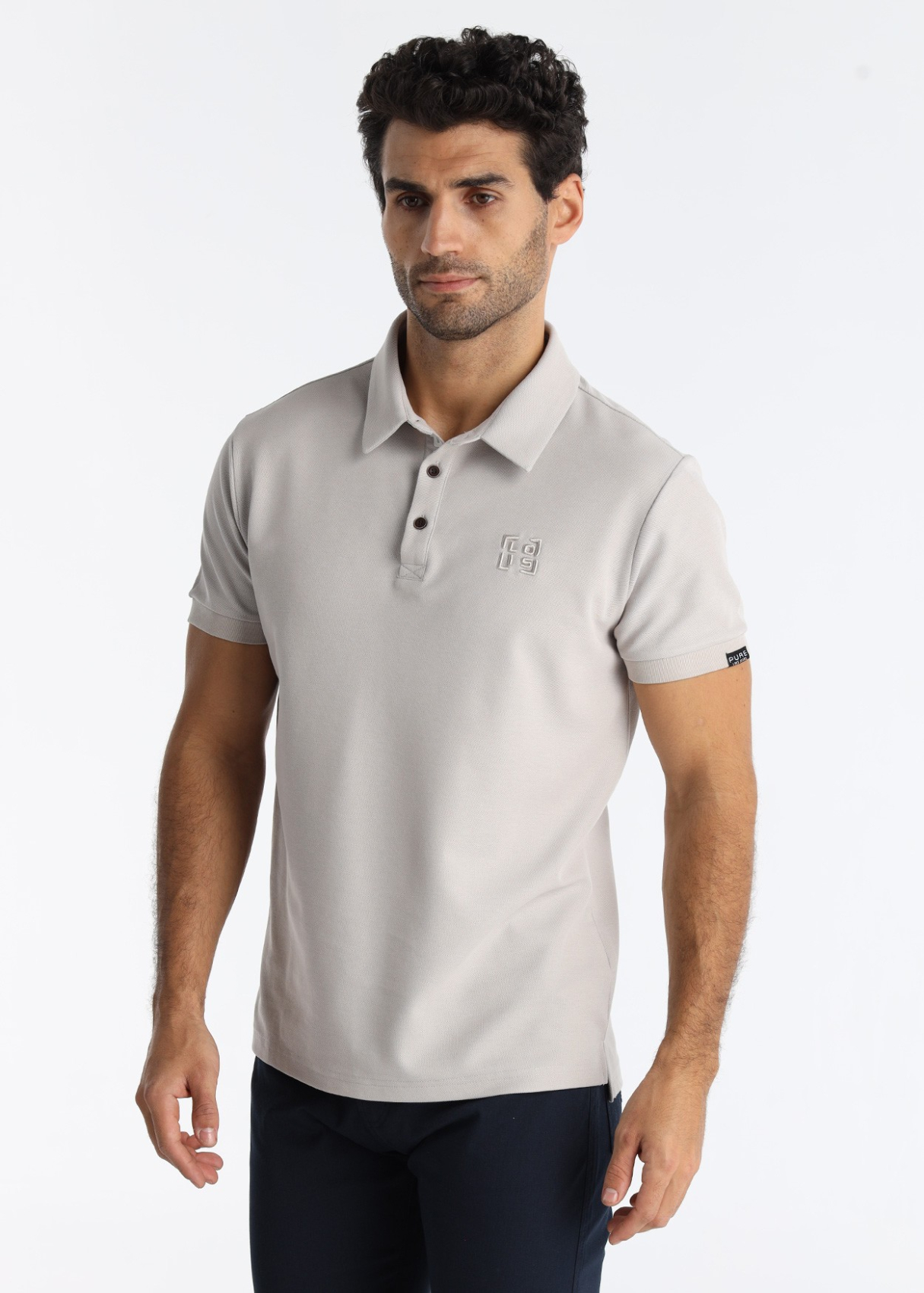 Polo en coton mercerisé beige avec broderie poitrine