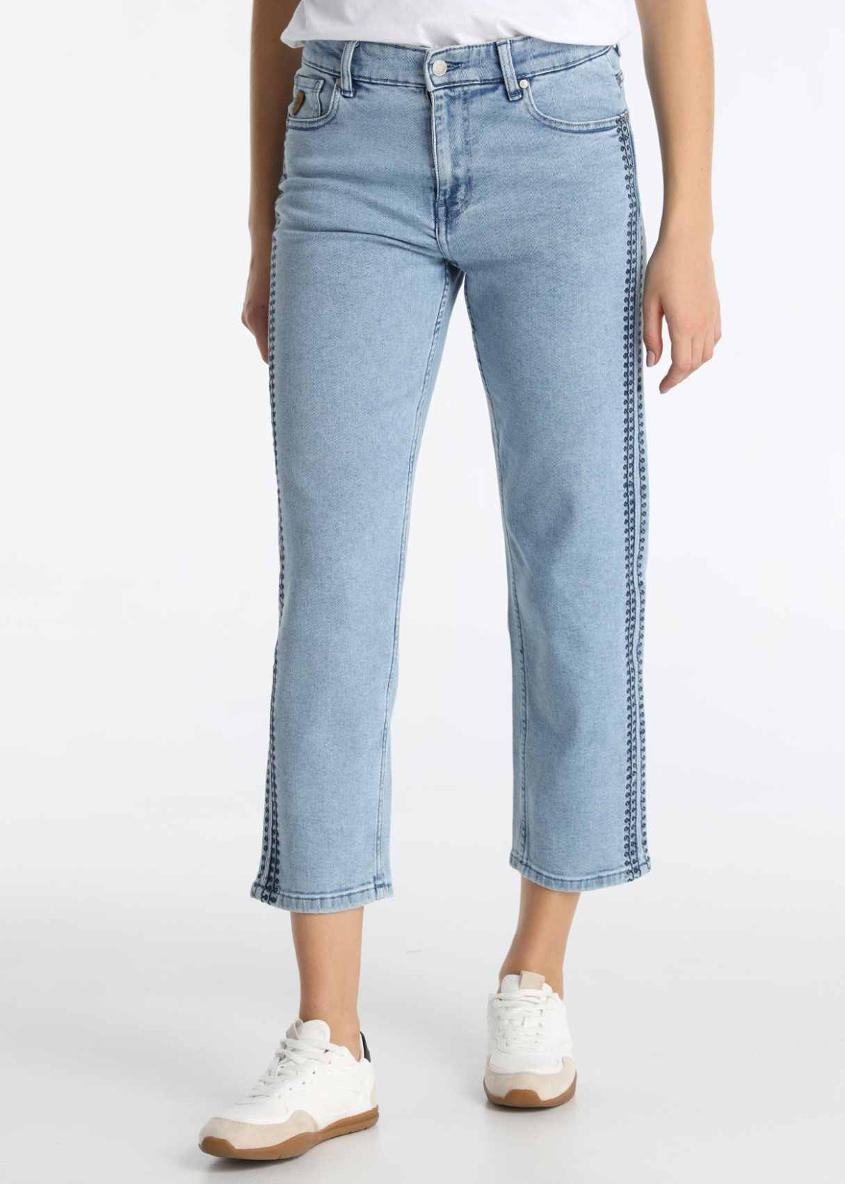 Jean droit court avec broderie latérale exclusive | Tailles en pouces