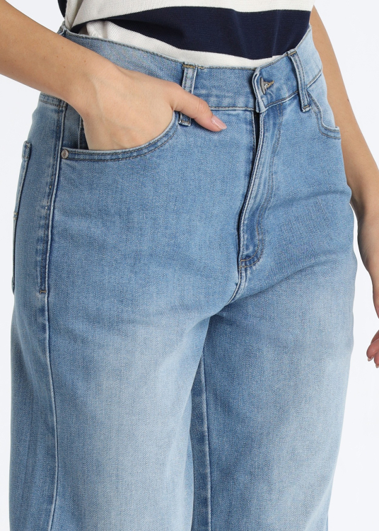 Jean taille haute à jambes larges en bleu clair durable | Tailles en pouces