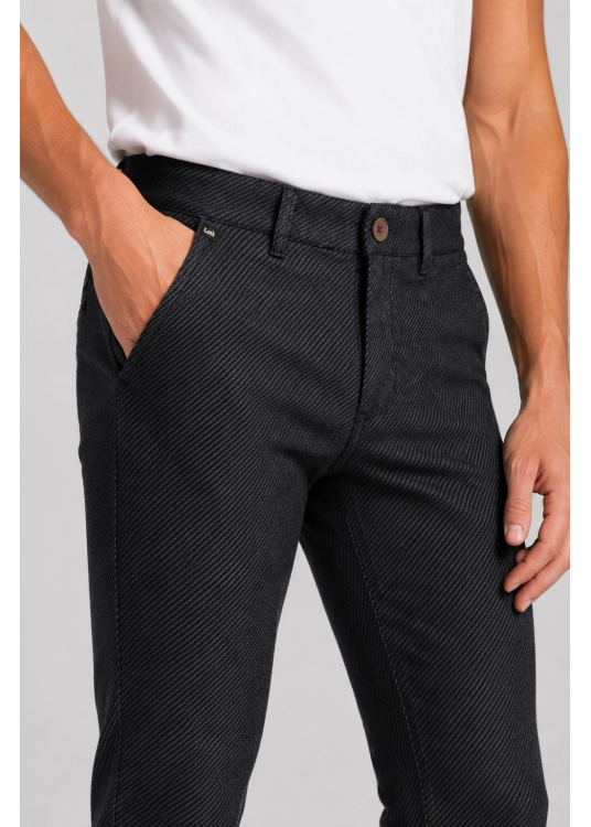 Pantalon chino texturé et extensible pour homme Lois Jeans · idéal au quotidien | Tailles en pouces