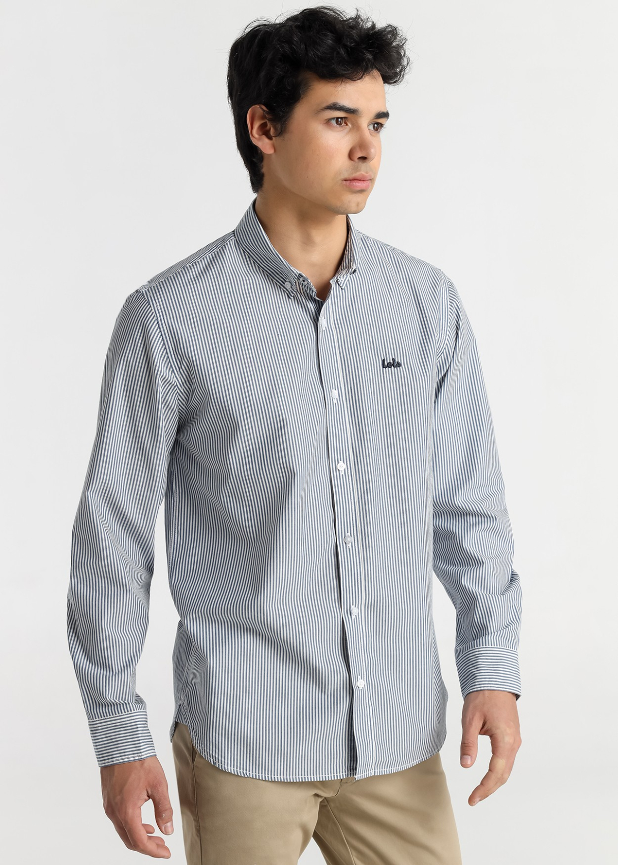 Chemise à manches longues Lois Jeans pour homme, idéale pour un look décontracté.