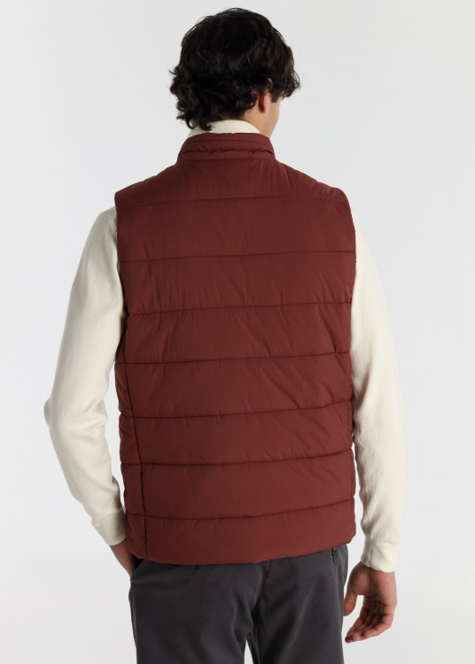 Gilet pour homme Lois Jeans avec écusson logo · finition moderne | Rouge