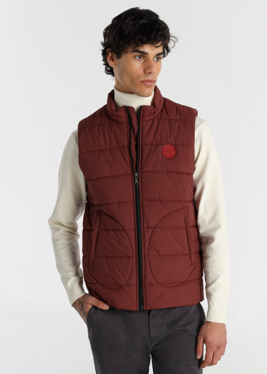 Gilet pour homme Lois Jeans avec écusson logo · finition moderne | Rouge