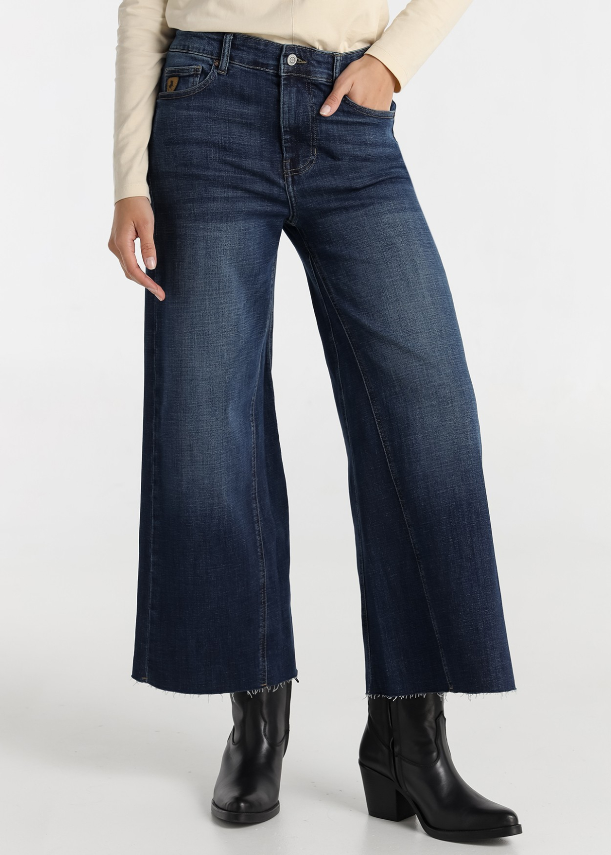 Jeans Lois Jeans pour femme, délavage moyen · Modèle fonctionnel · Collection femme | Tailles en pouces