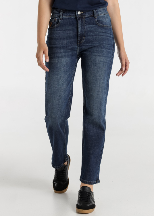 Jeans délavés moyens pour femmes par Lois Jeans · Collection saisonnière · Tailles femme | Tailles en pouces | Noir
