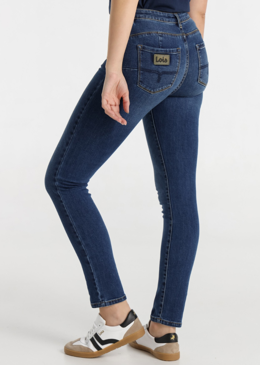 Jean bleu foncé délavé pour femme de Lois Jeans · Style féminin | Tailles en pouces | Vert