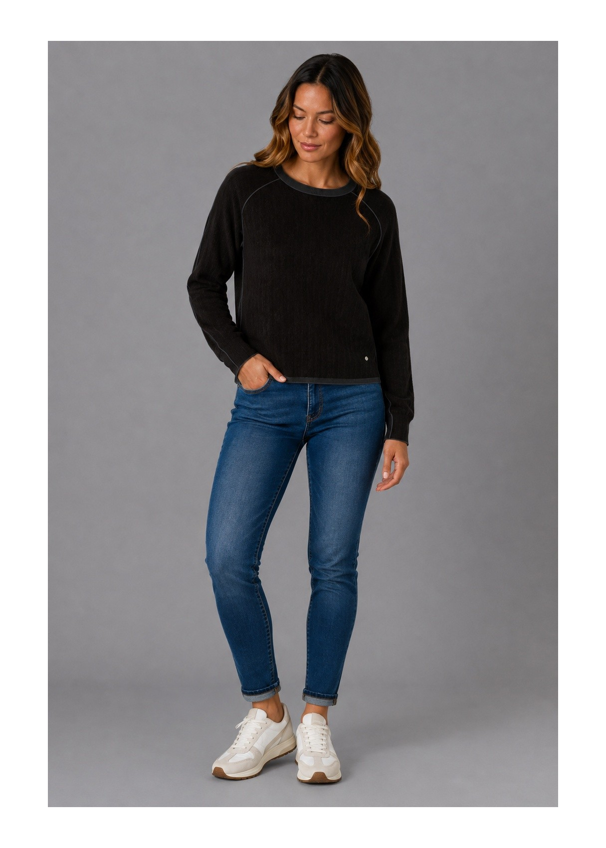 Pull Lois Jeans pour femme, col rond, manches kimono et bordure en fourrure · idéal au quotidien